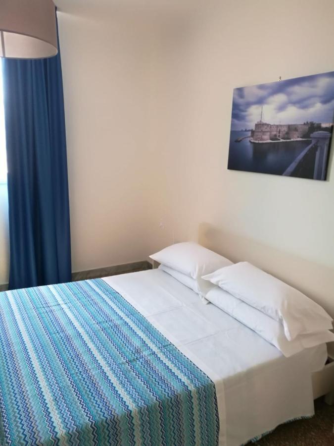 Settimo Sole Affitta Camere Таранто Экстерьер фото