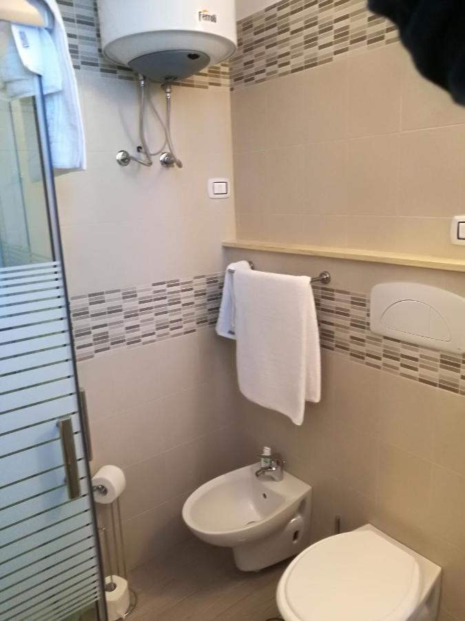 Settimo Sole Affitta Camere Таранто Экстерьер фото